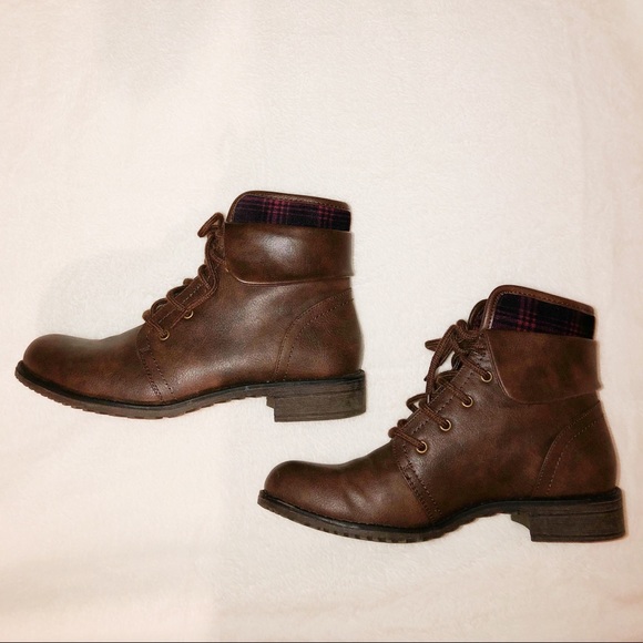 cliffs by white mountain combat boots